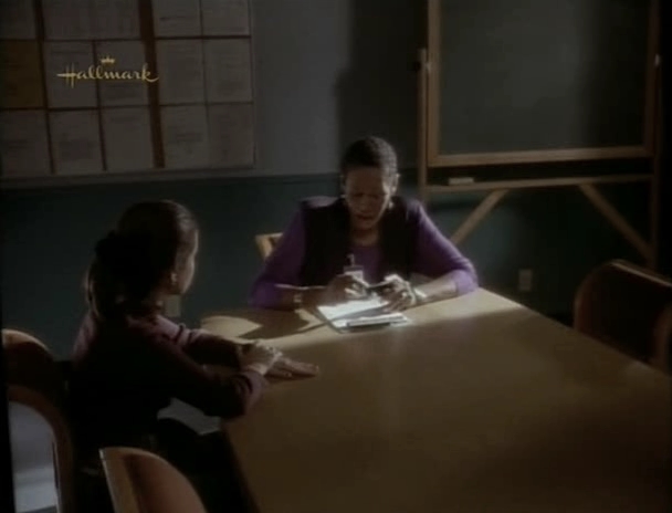 Charmed-Online_dot_nl-PicketFences2x06-8355.jpg