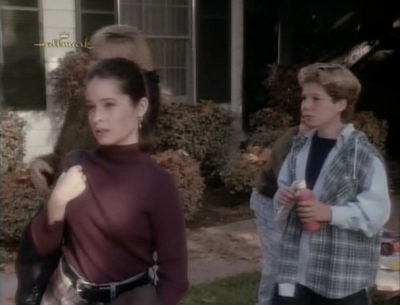 Charmed-Online_dot_nl-PicketFences2x06-8587.jpg