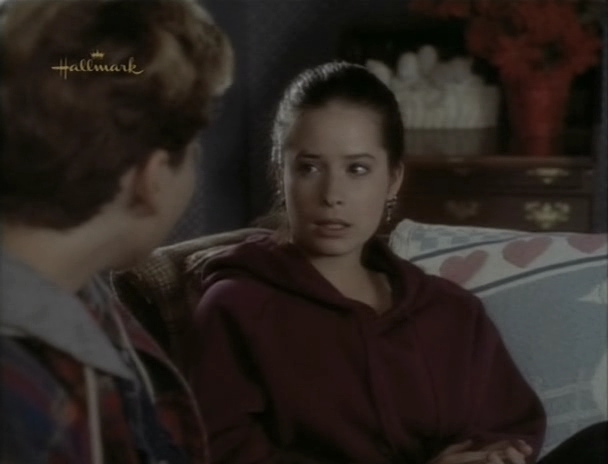 Charmed-Online_dot_nl-PicketFences2x07-11168.jpg