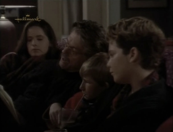 Charmed-Online_dot_nl-PicketFences2x07-12540.jpg