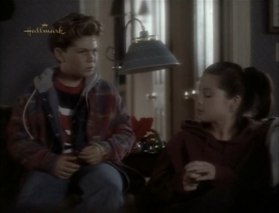 Charmed-Online_dot_nl-PicketFences2x07-11146.jpg