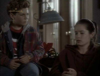 Charmed-Online_dot_nl-PicketFences2x07-11156.jpg