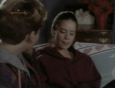 Charmed-Online_dot_nl-PicketFences2x07-11173.jpg