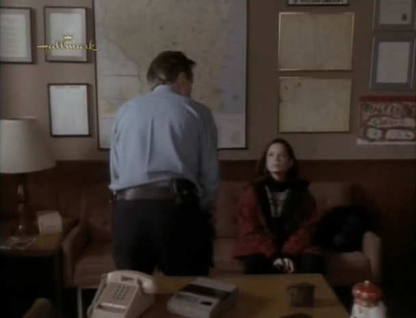Charmed-Online_dot_nl-PicketFences2x09-0846.jpg