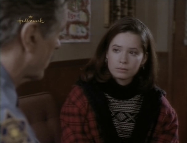 Charmed-Online_dot_nl-PicketFences2x09-0900.jpg