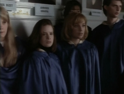 Charmed-Online_dot_nl-PicketFences2x09-0357.jpg