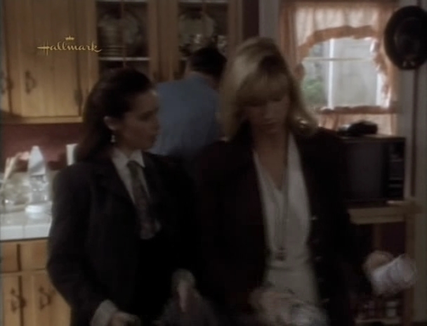 Charmed-Online_dot_nl-PicketFences2x10-13839.jpg