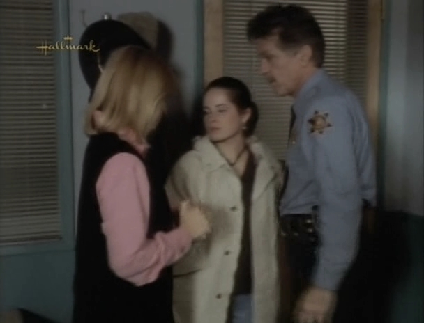 Charmed-Online_dot_nl-PicketFences2x11-15714.jpg