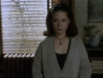 Charmed-Online_dot_nl-PicketFences2x11-16267.jpg