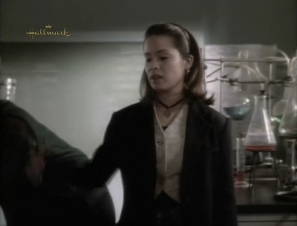 Charmed-Online_dot_nl-PicketFences2x14-2126.jpg