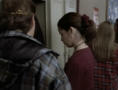 Charmed-Online_dot_nl-PicketFences2x14-0441.jpg