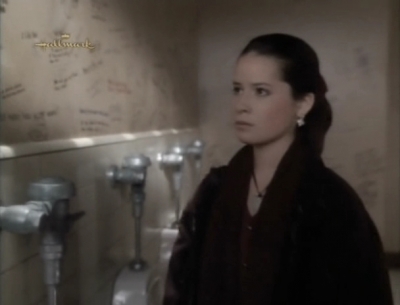 Charmed-Online_dot_nl-PicketFences2x14-0671.jpg