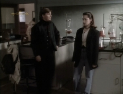 Charmed-Online_dot_nl-PicketFences2x14-2146.jpg