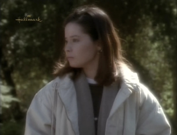 Charmed-Online_dot_nl-PicketFences2x16-0092.jpg