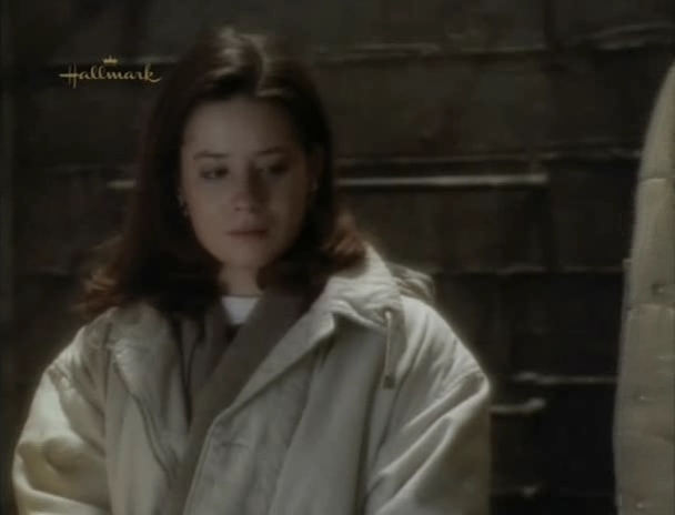 Charmed-Online_dot_nl-PicketFences2x16-0396.jpg