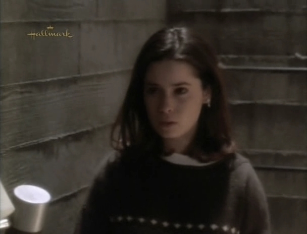 Charmed-Online_dot_nl-PicketFences2x16-1977.jpg