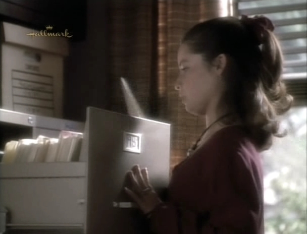 Charmed-Online_dot_nl-PicketFences2x20-1513.jpg