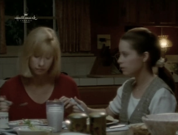 Charmed-Online_dot_nl-PicketFences3x01-0968.jpg Charmed-Online_dot_nl-PicketFences3x01-0968.jpg