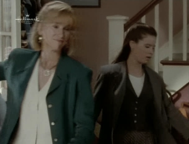 Charmed-Online_dot_nl-PicketFences3x01-1121.jpg