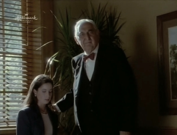 Charmed-Online_dot_nl-PicketFences3x02-4135.jpg