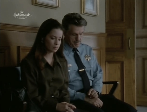 Charmed-Online_dot_nl-PicketFences3x02-4810.jpg