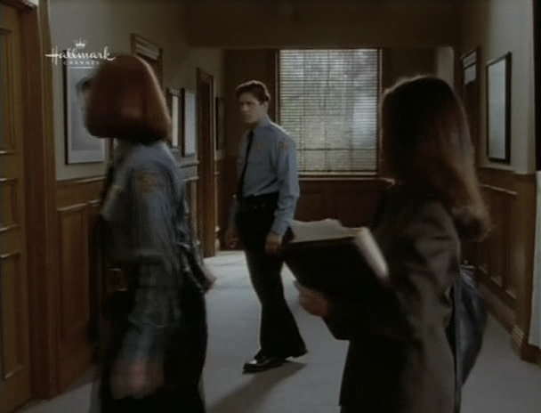 Charmed-Online_dot_nl-PicketFences3x02-4987.jpg
