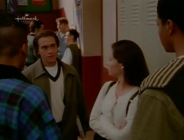 Charmed-Online_dot_nl-PicketFences3x04-1226.jpg