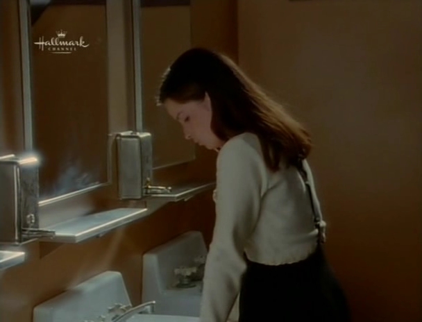 Charmed-Online_dot_nl-PicketFences3x04-2241.jpg