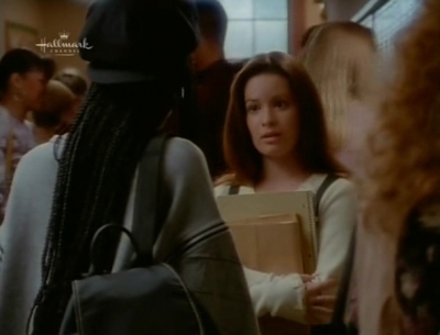 Charmed-Online_dot_nl-PicketFences3x04-1505.jpg