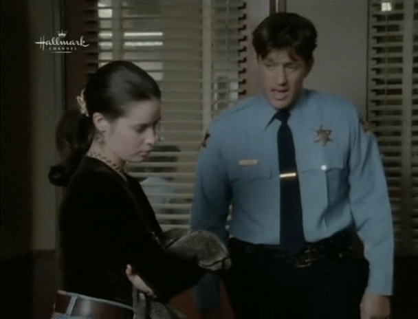 Charmed-Online_dot_nl-PicketFences3x07-0344.jpg