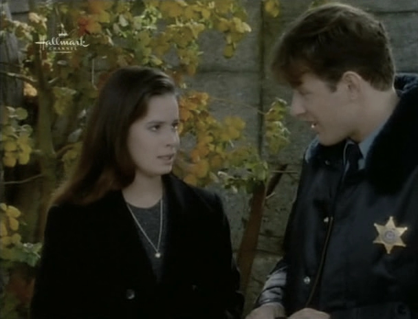 Charmed-Online_dot_nl-PicketFences3x07-0912.jpg Charmed-Online_dot_nl-PicketFences3x07-0912.jpg