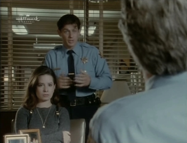 Charmed-Online_dot_nl-PicketFences3x07-0941.jpg
