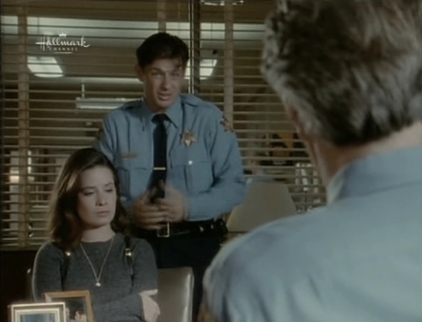 Charmed-Online_dot_nl-PicketFences3x07-0956.jpg