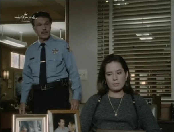 Charmed-Online_dot_nl-PicketFences3x07-1096.jpg