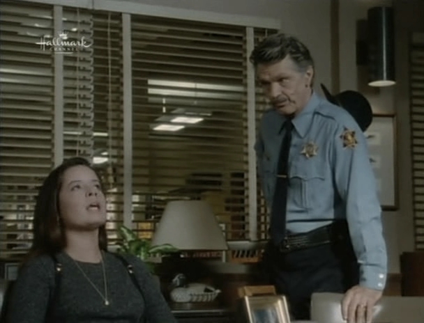 Charmed-Online_dot_nl-PicketFences3x07-1113.jpg