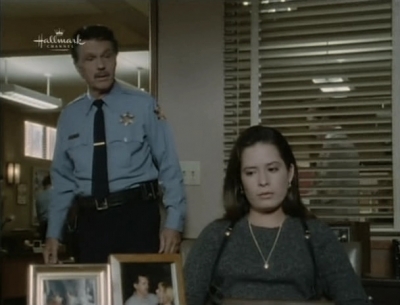 Charmed-Online_dot_nl-PicketFences3x07-1097.jpg