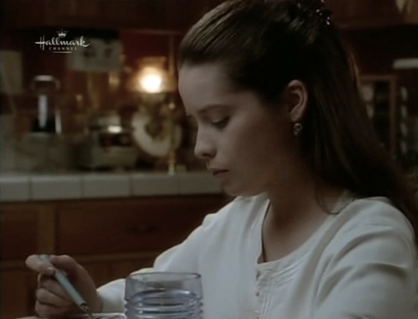 Charmed-Online_dot_nl-PicketFences3x11-11230.jpg