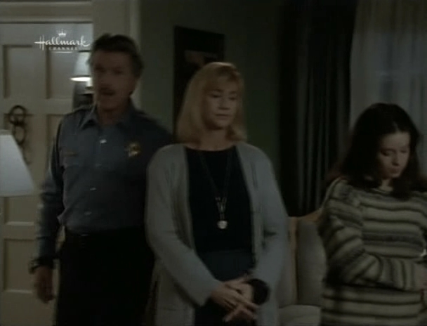 Charmed-Online_dot_nl-PicketFences3x13-14612.jpg Charmed-Online_dot_nl-PicketFences3x13-14612.jpg