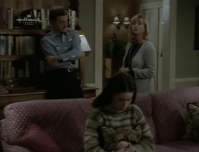 Charmed-Online_dot_nl-PicketFences3x13-14296.jpg