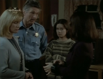 Charmed-Online_dot_nl-PicketFences3x13-15124.jpg