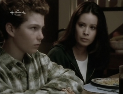 Charmed-Online_dot_nl-PicketFences3x19-0520.jpg