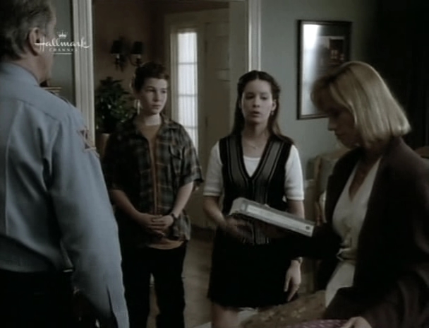 Charmed-Online_dot_nl-PicketFences3x20-1120.jpg