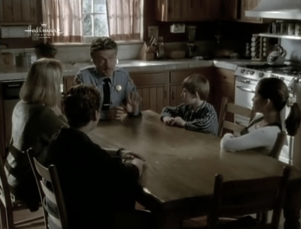 Charmed-Online_dot_nl-PicketFences3x20-1311.jpg