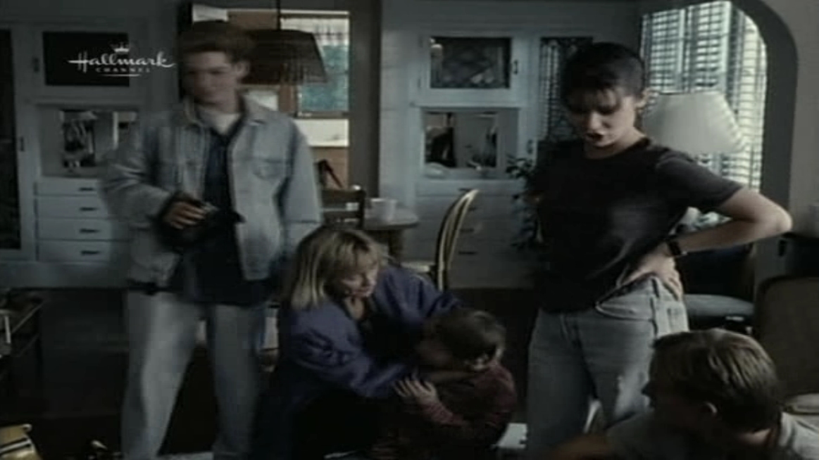 Charmed-Online_dot_nl-PicketFences4x02-0965.jpg