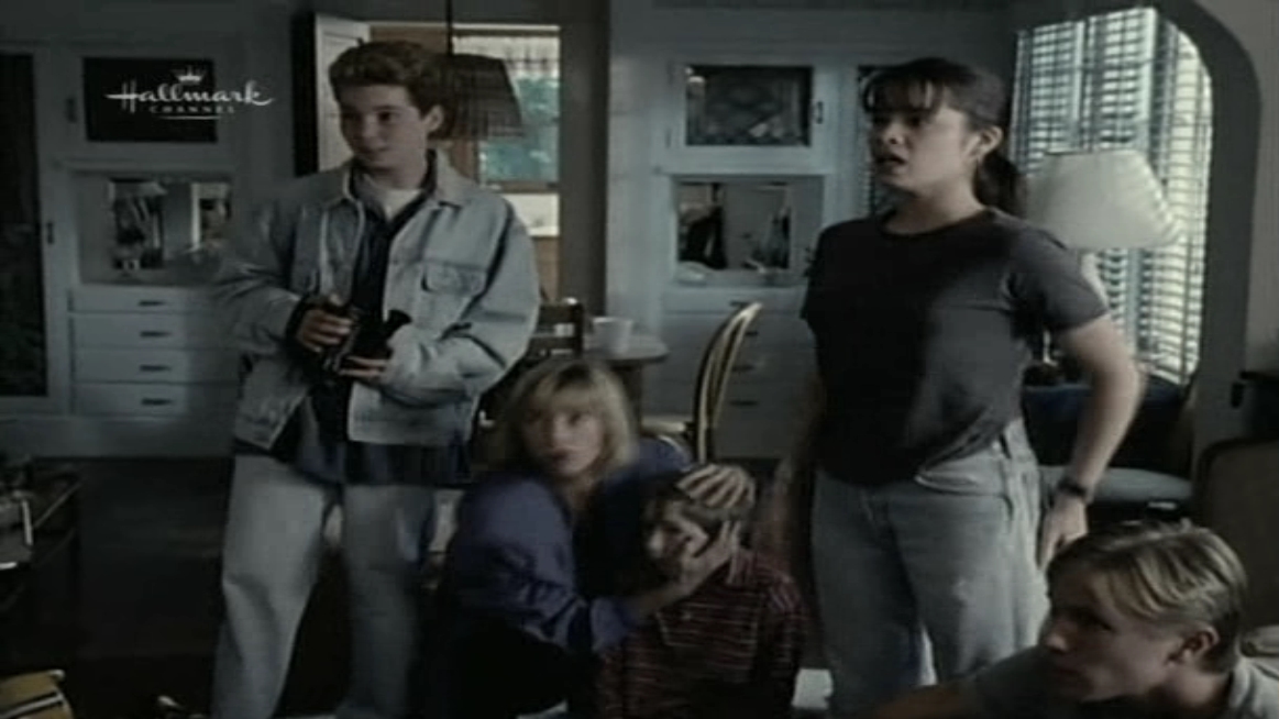 Charmed-Online_dot_nl-PicketFences4x02-0967.jpg