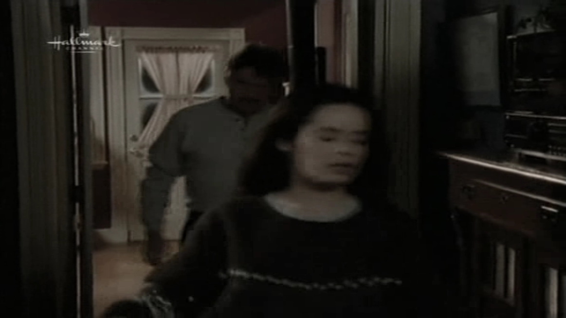 Charmed-Online_dot_nl-PicketFences4x10-1587.jpg Charmed-Online_dot_nl-PicketFences4x10-1587.jpg