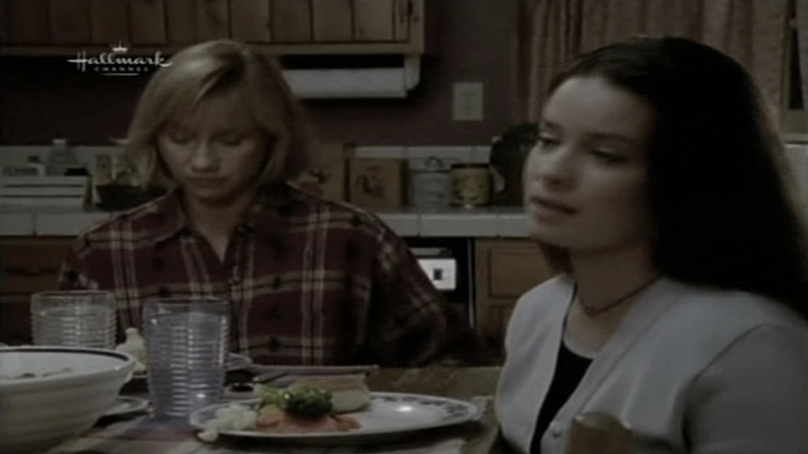 Charmed-Online_dot_nl-PicketFences4x10-2193.jpg Charmed-Online_dot_nl-PicketFences4x10-2193.jpg