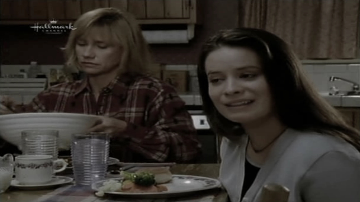 Charmed-Online_dot_nl-PicketFences4x10-2207.jpg