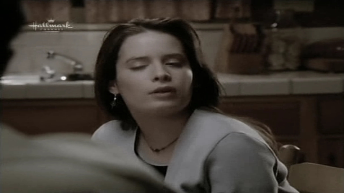 Charmed-Online_dot_nl-PicketFences4x10-2224.jpg Charmed-Online_dot_nl-PicketFences4x10-2224.jpg