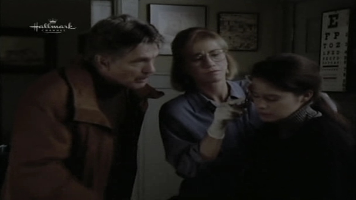 Charmed-Online_dot_nl-PicketFences4x10-2917.jpg